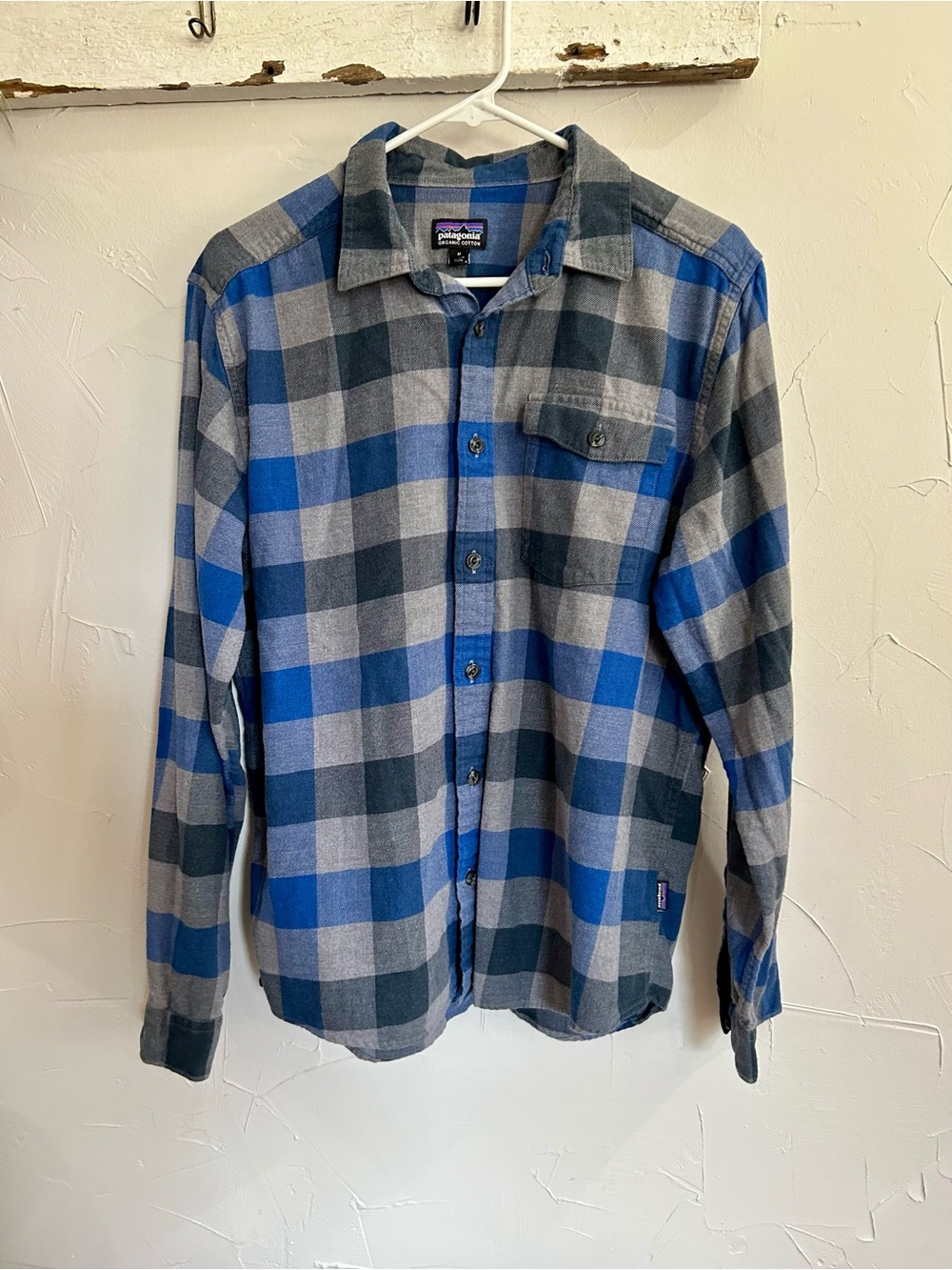 Patagonia Blue and Gray Plaid Long-Sleeve Button-Down Shirt